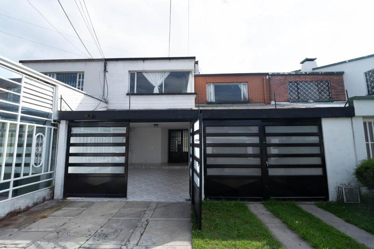 Casa Grupos 5 Minutes Airport Bogotá